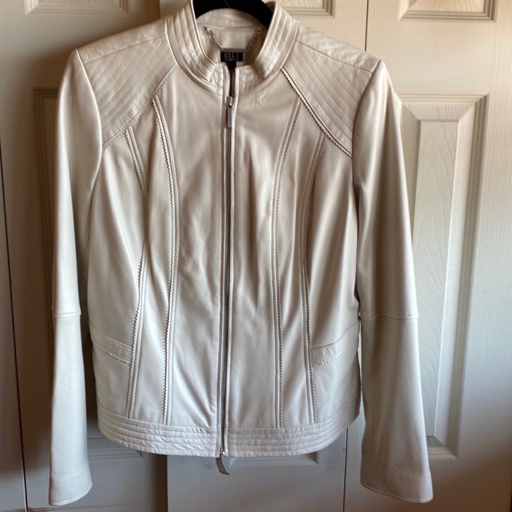 G.I.L.I. EUC Fitted Lined Zipper Close Leather Jacket Size 12